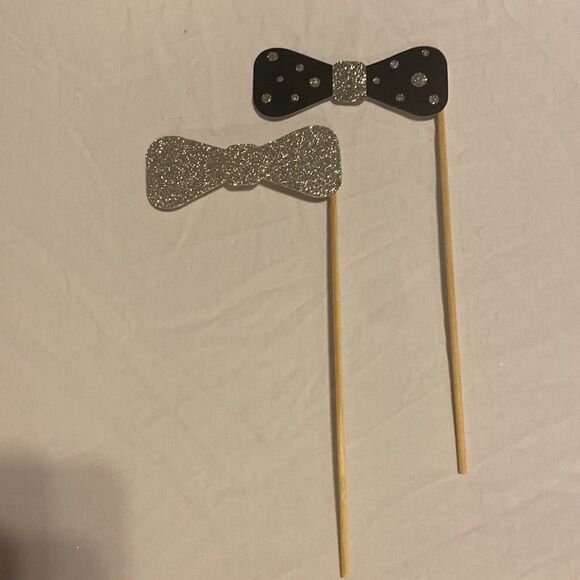 Perfect Occasions Sweet 16 Themed Photo Booth Decor Props Set of 46 Props EUC - Picture 7 of 14